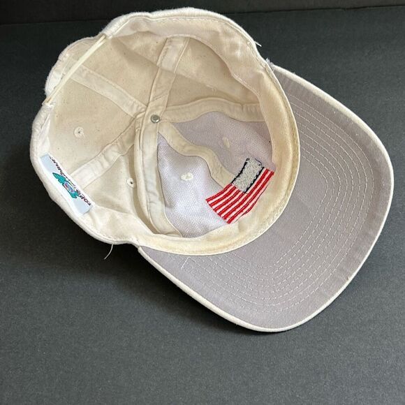 USA Embroidered Flag Cap Hat Beige SnapBack Patriotic Top of the World - Picture 8 of 10